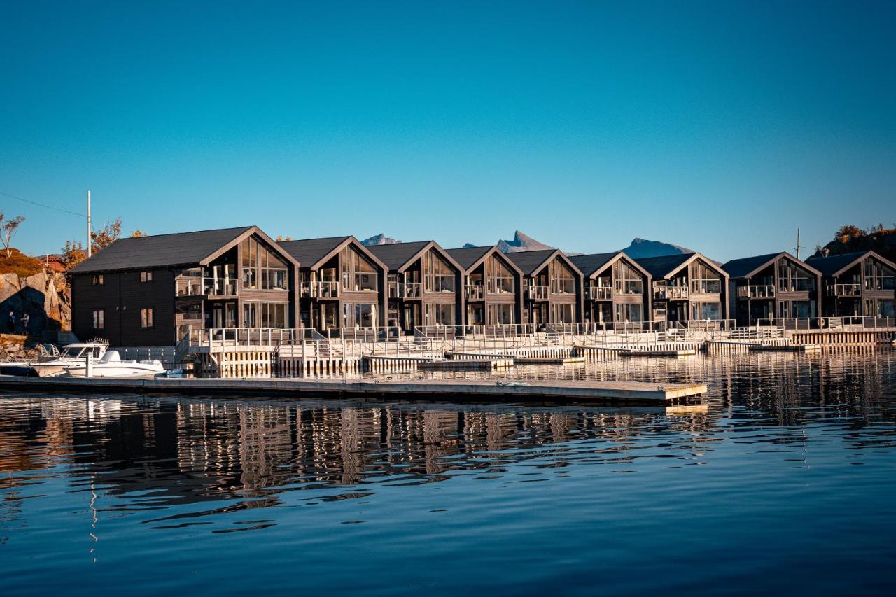 Hamn I Senja Hotel Exterior photo